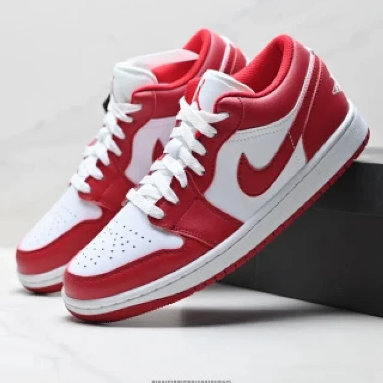 Nike Air Jordan1 Low OG Sneakers Nappa Leather