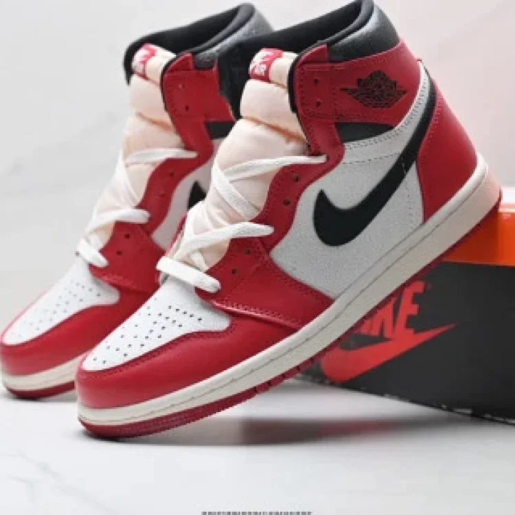 Nike Air Jordan 1 Retro High OG Shoes