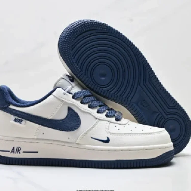 NIKE AIR FORCE 1'07 LV8 Air Cushion
