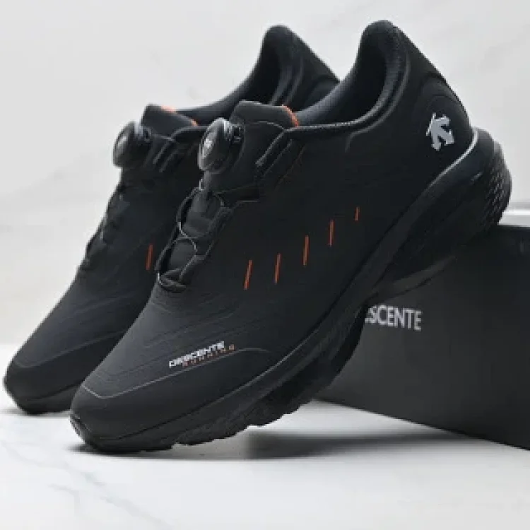 DESCENTE D/F WIRE 1.5 Running Shoes