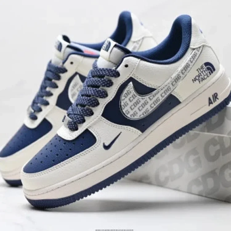 Company Grade NIKE AIR FORCE 1 '07 LV8