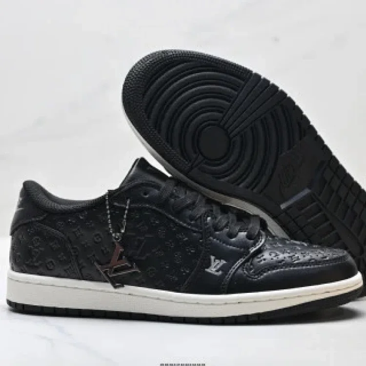 Louis Vuitton x Nike Air Jordan1 Low-top Basketball Shoes