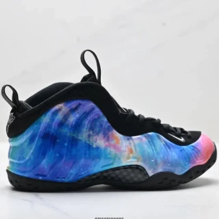 NIKE AIR FOAMPOSITE PRO Mid Hoops Shoes