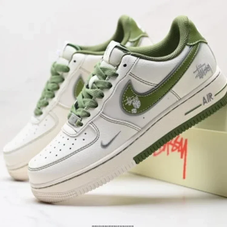  Nike Air Force1 '07 Low Premium Cushion & Original Box