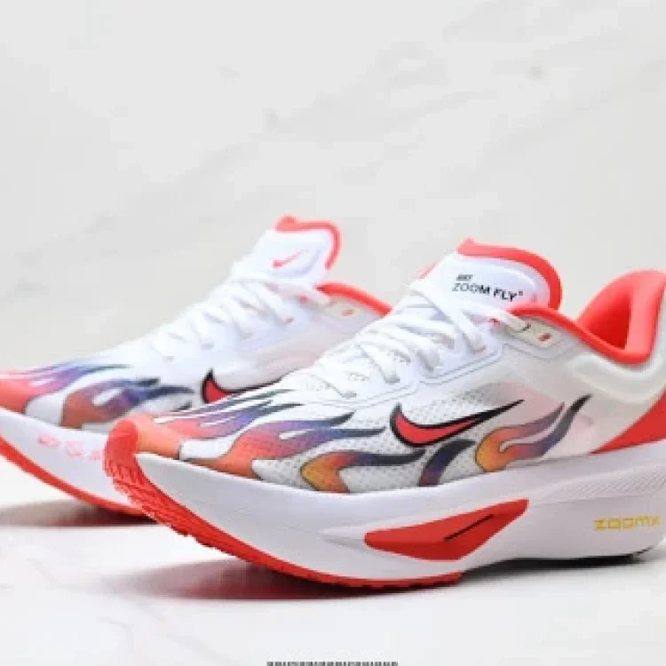 Nike ZoomX Invincible Run Flyknit Shoes