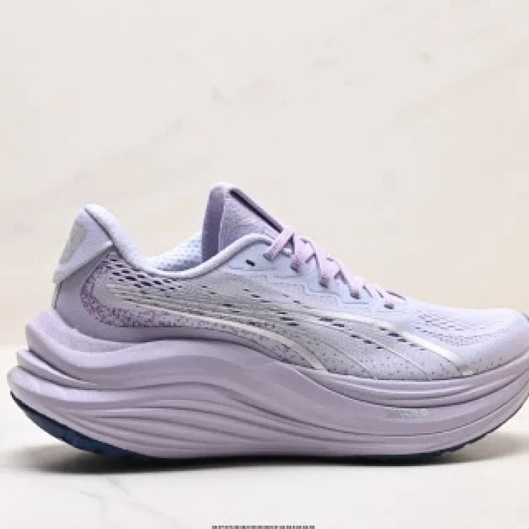 Puma MagMax NITRO Low-Top Run Shoes