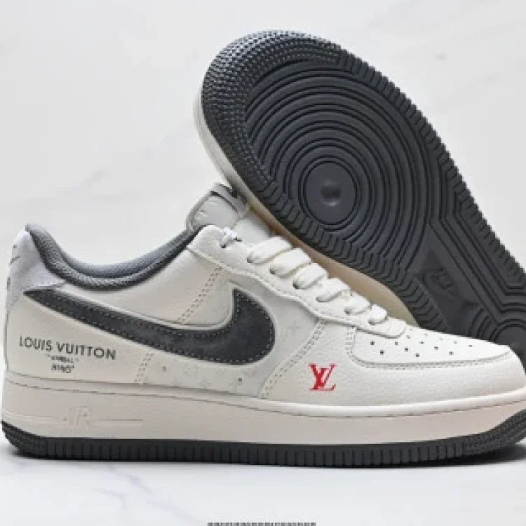 NIKE AIR FORCE1'07 LV8 Low Honeycomb