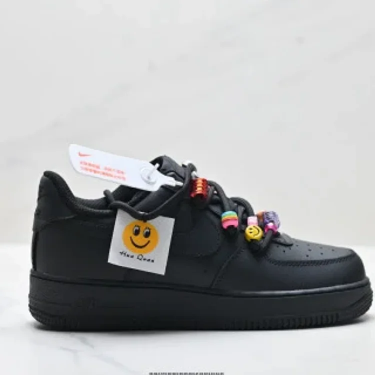 NIKE AIR FORCE 1 '07 Low Top Authentic Version