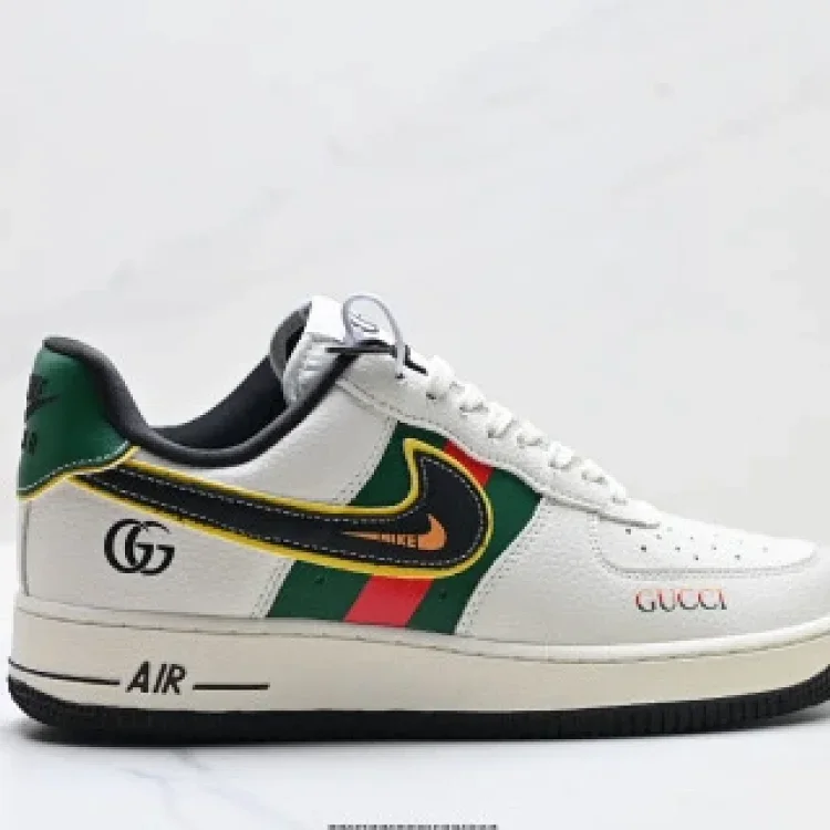 Company Grade NIKE AIR FORCE 1 '07 LV8