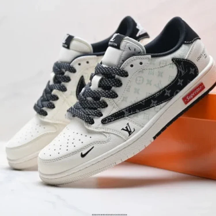 Air Jordan1 Reverse Mocha Travis Scott