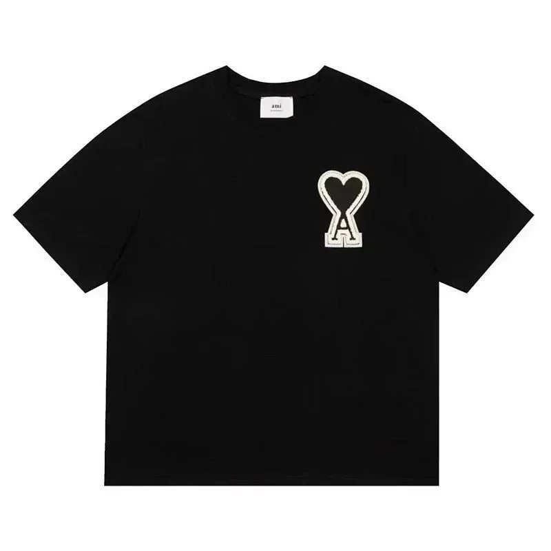 ami Black T-Shirt with Heart A Emblem