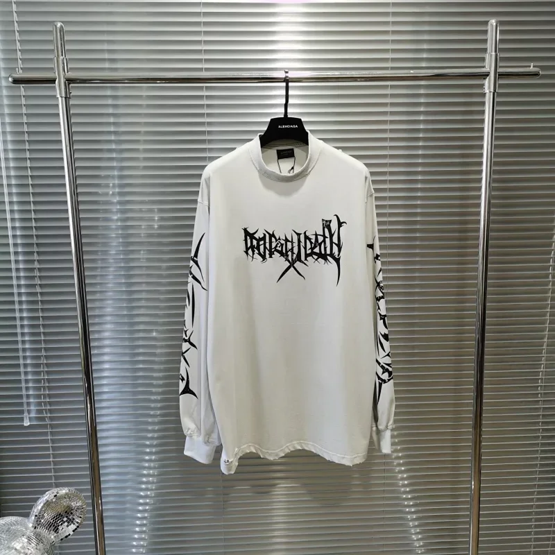 DONCARE White Gothic Pattern Long Sleeve T-Shirt