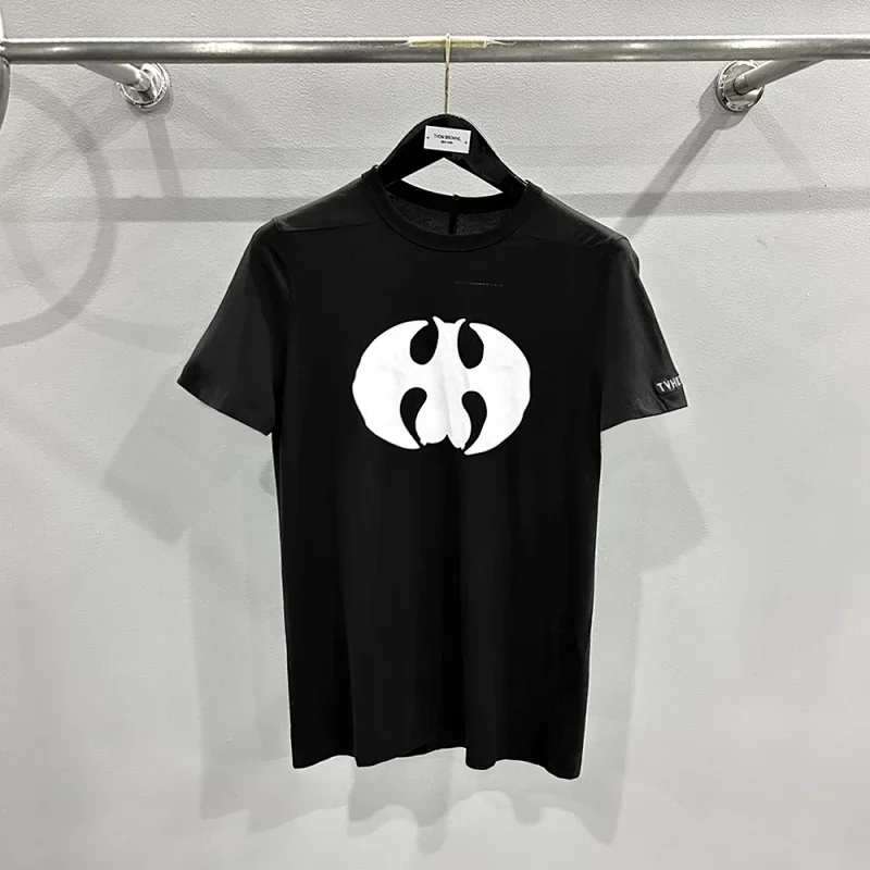 TWOBUN Black White Graphic T-Shirt